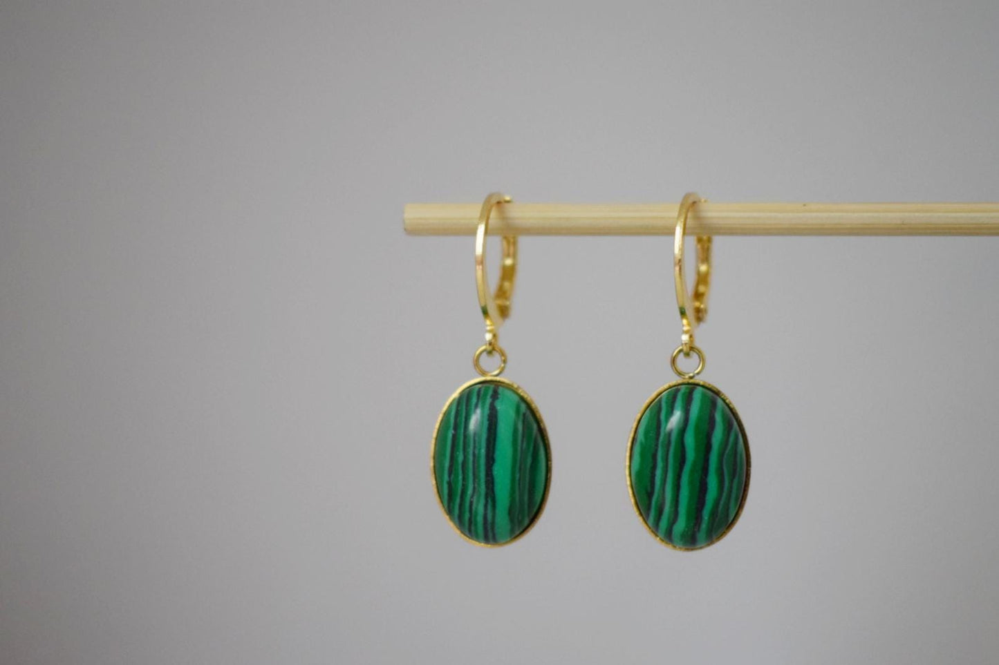 Malachite Huggie Hoop Earrings, Small green gemstone dangle drop earrings, Boho chic hoop earrings, Unique minimalist jewelry, Gift for her