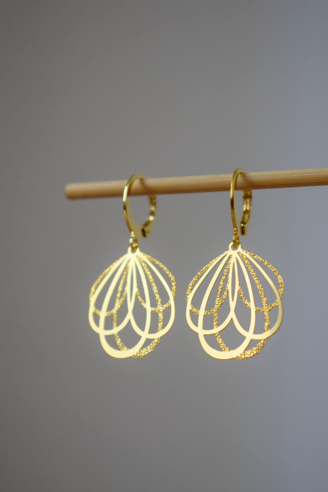 Minimalist Gold Plated Drop Earrings, Lightweight Filigree Leaf Design, Elegant Modern Jewelry for Women, Everyday or Special Occasion Gift