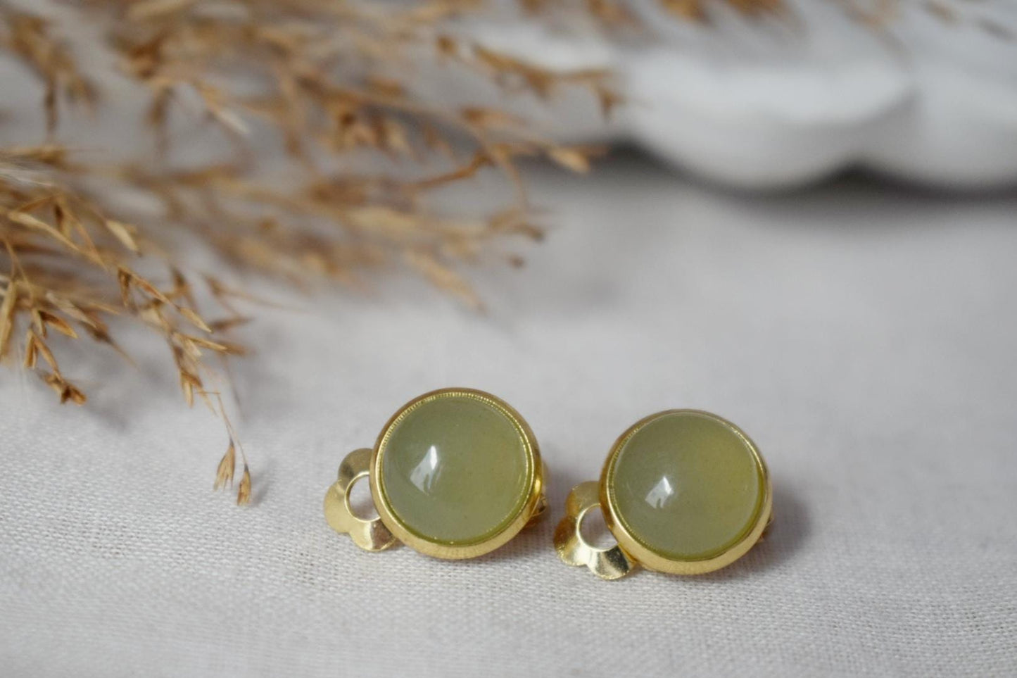 Aventurine Clip on earrings women, Small Green gemstone ear clips, Surgical stainless steel, Natural stone, Non pierced, No hole earrings