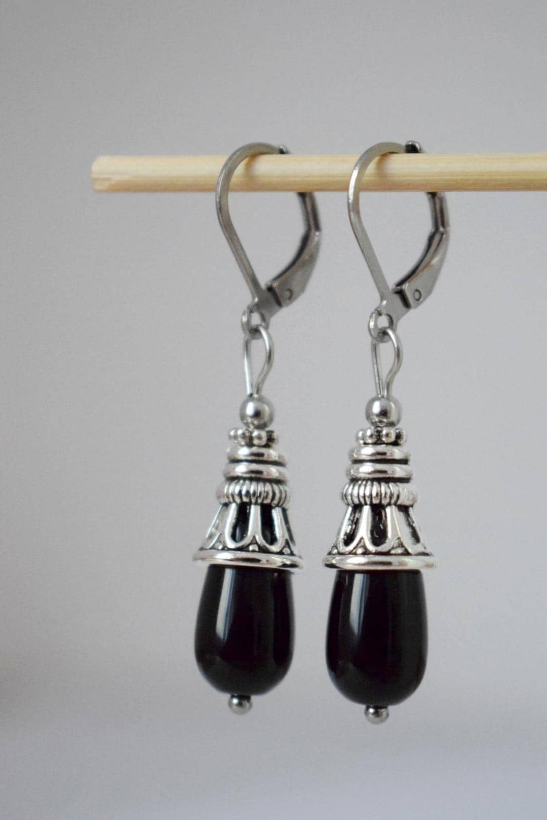 Black Onyx teardrop earrings, Black gemstone silver drop earrings, Vintage stone dangle earrings for women, Handmade jewelry gift for her