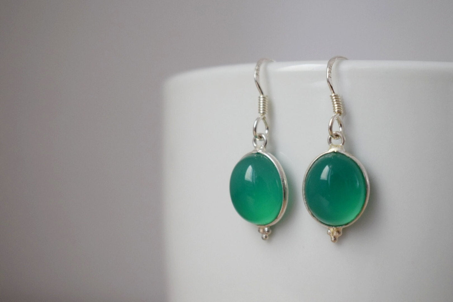 Green onyx earrings, 925 sterling silver, Oval gemstone earrings, Natural stone, Unique silver jewelry, Best valentine's day gift for her