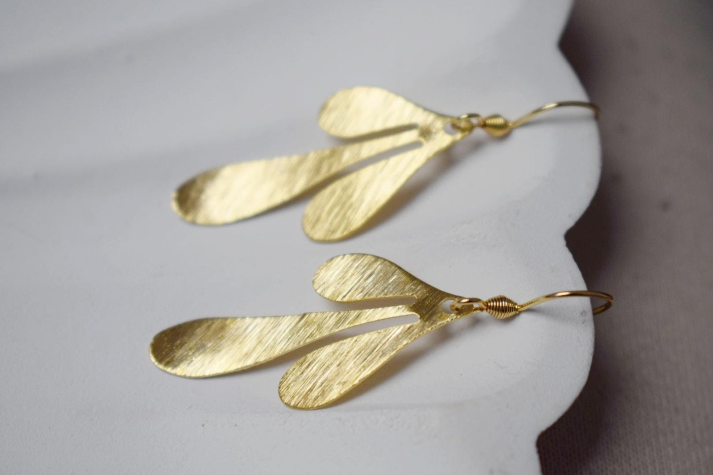 Blattohrringe für Frauen, Ohrhänger, 18 Karat vergoldeter Edelstahl, Boho-Ohrringe, Blattgoldschmuck, Einzigartiges Geschenk für Sie