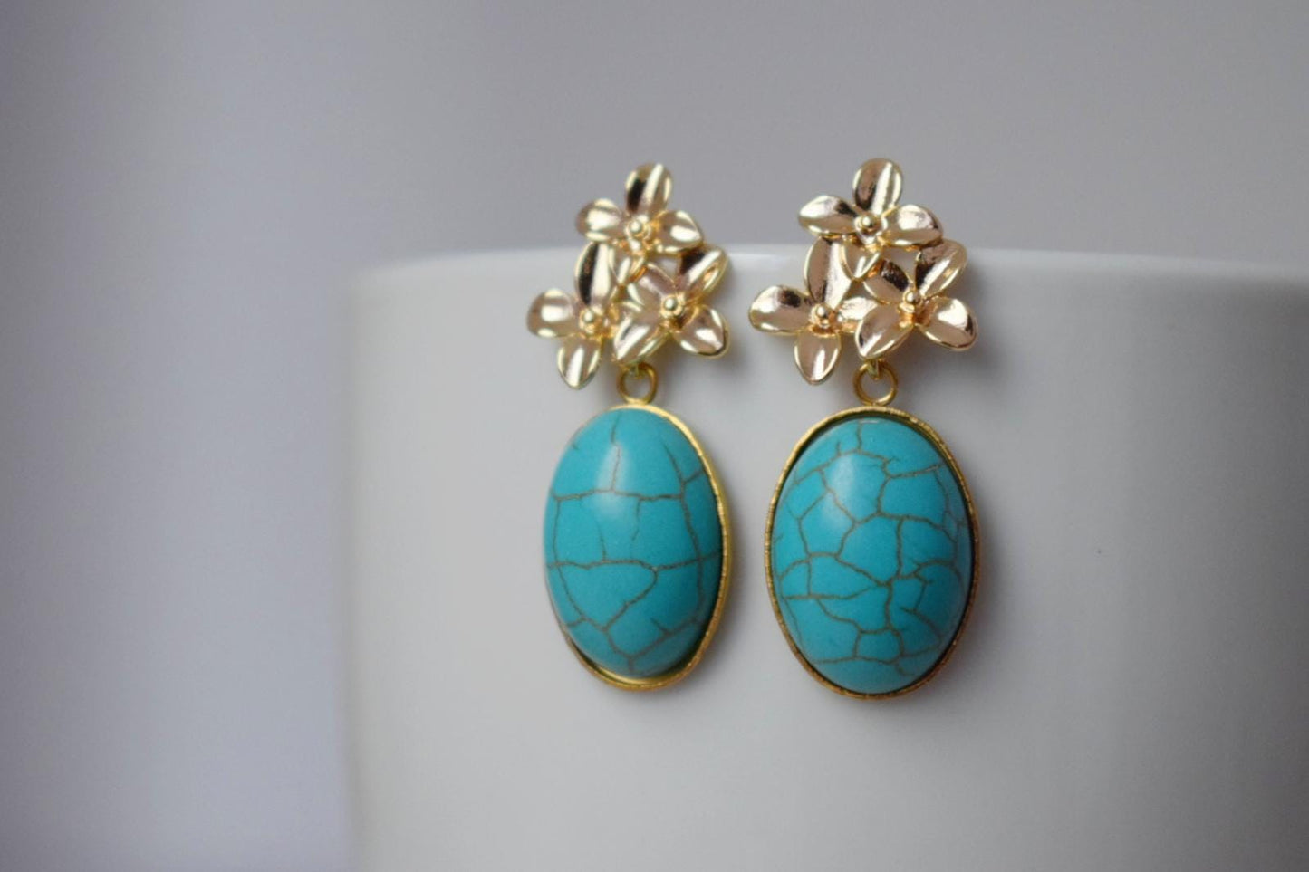 Turquoise earrings with 18K gold plated flower stud earrings, Elegant dangle drop gemstone earrings, Art deco jewelry for women, Unique gift