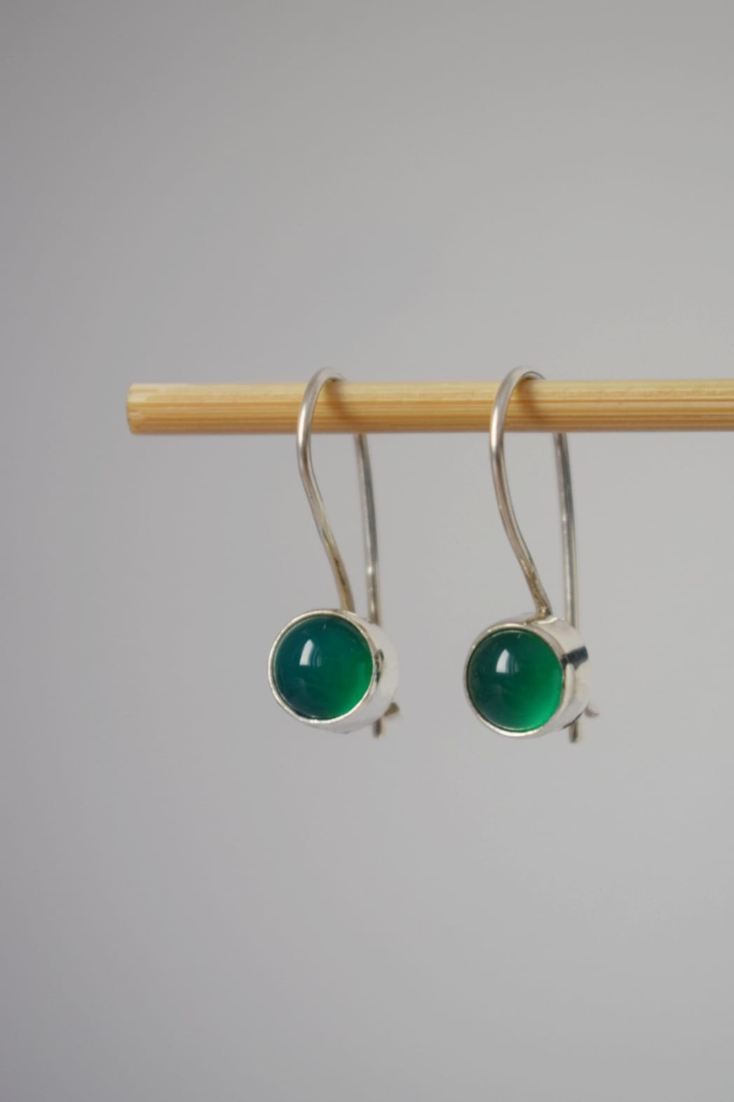 Small green onyx earrings in 925 sterling silver, Mother's day gifts, Natural stone, Unique gemstone earrings, Minimalist silver jewelry