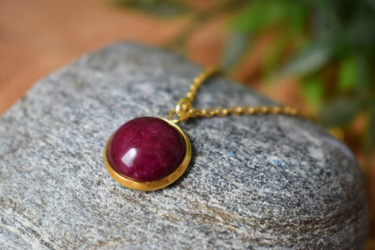 Red jade pendant necklace for women gold, red necklace, red gemstone necklace pendant, birthstone, jade jewelry, gift necklace for her