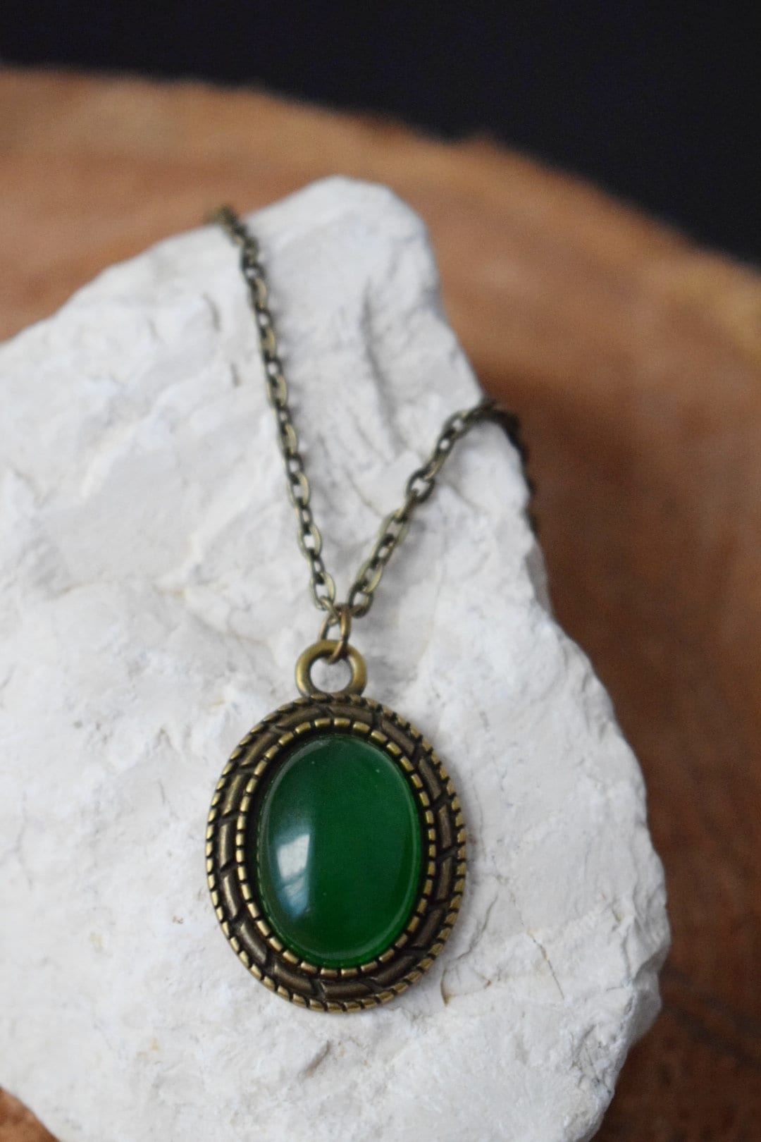 Vintage Green Jade Necklace For Women, Oval, Bronze, Green gemstone necklace, Jade pendant, Boho, Handmade jewelry gift for her