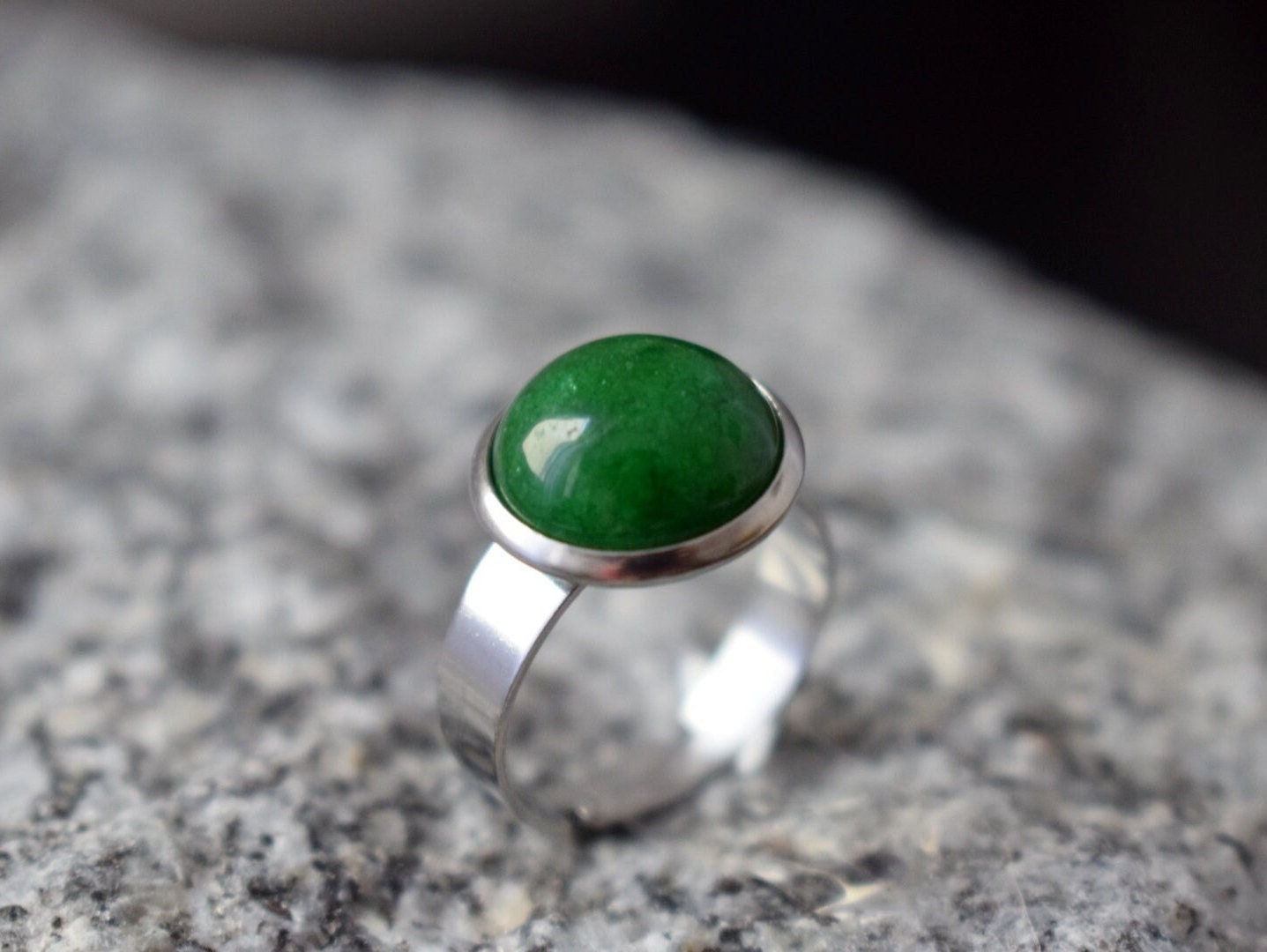 Green jade ring for women, Gemstone statement adjustable round ring, Handmade jewelry, Everyday ring, Simple ring, Birthday gift for her