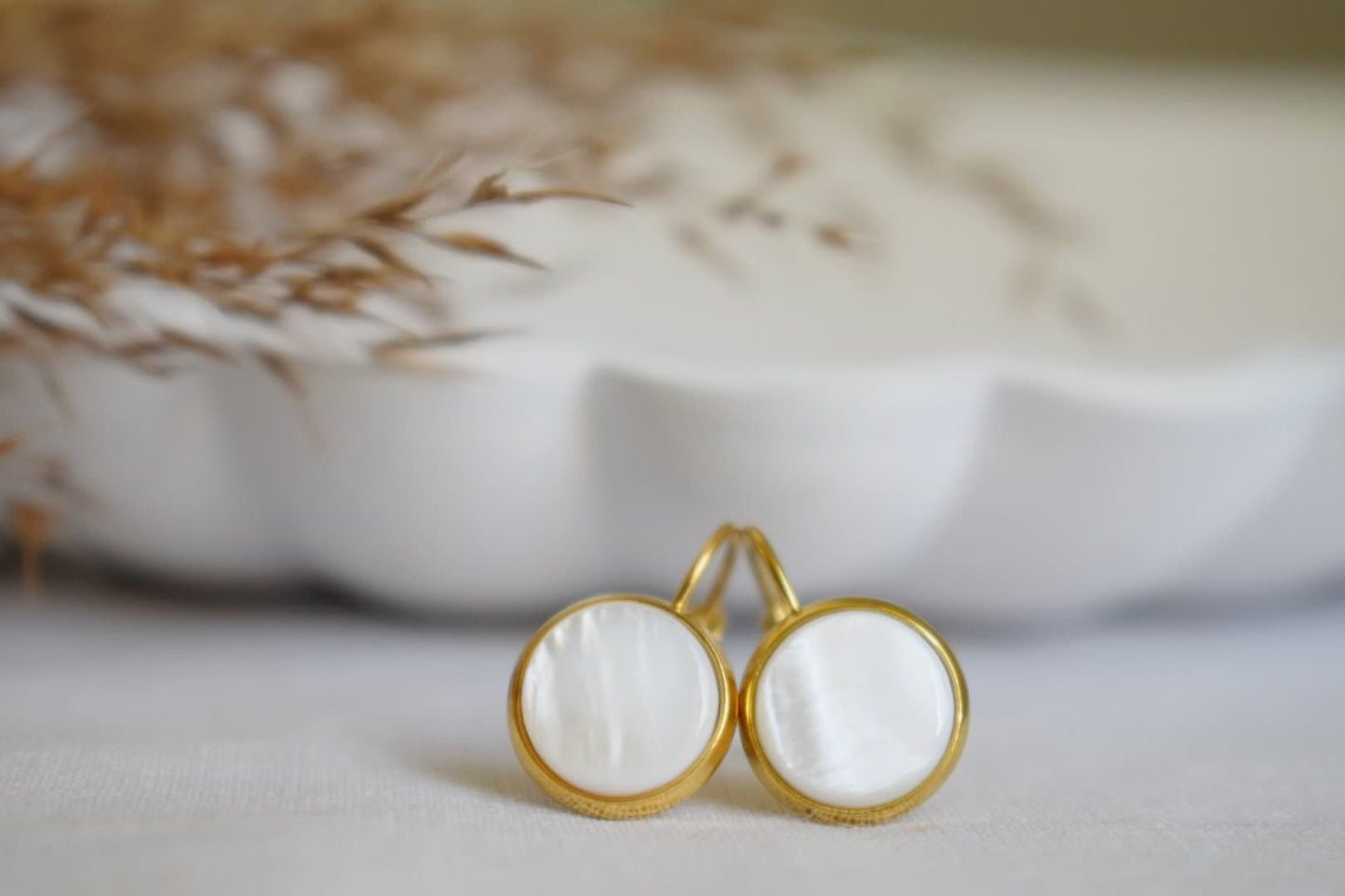 Mother of pearl earrings dangle, Gold and pearl earrings, Cabochon, 10mm, Lever back earrings, Bridesmaid, Wedding earrings, Gift for women
