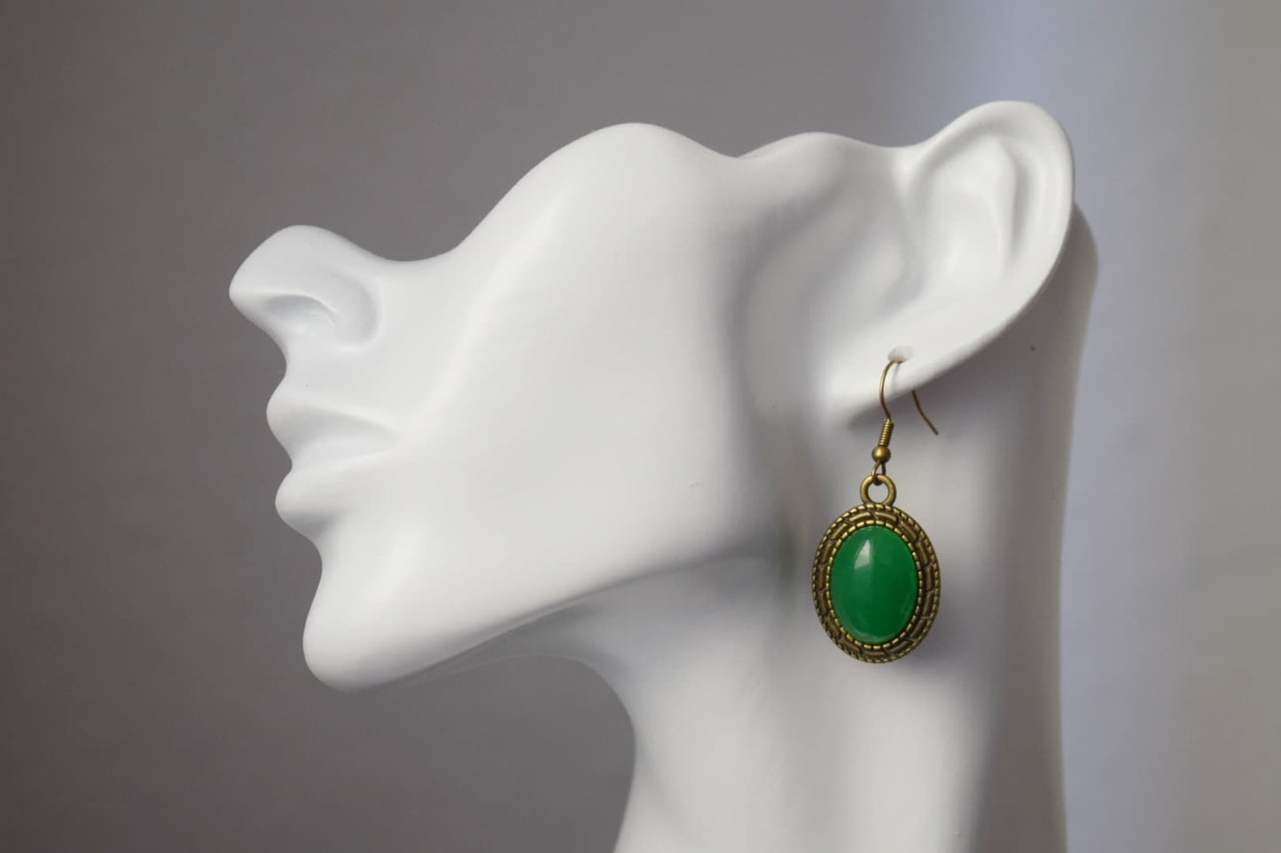 Vintage Green Jade Necklace For Women, Oval, Bronze, Green gemstone necklace, Jade pendant, Boho, Handmade jewelry gift for her