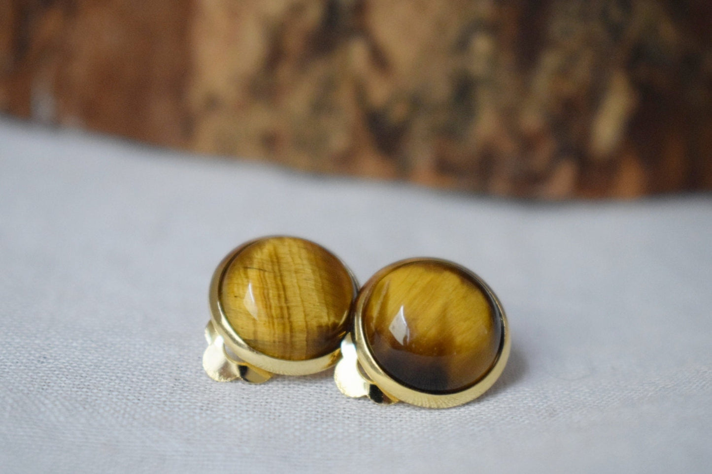 Tiger eye clip earrings, Small Gemstone gold clip on earrings, Brown, 8mm Natural stone ear clips, Non pierced earrings, Jewelry Gift