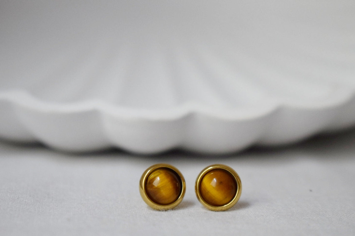 Small Tiger Eye Stud Earrings Gold, Gemstone 8mm Stud Earrings, Minimalist Tiger's Eye Earrings, Brown Stone, Gift Tigers Eye Chakra Jewelry