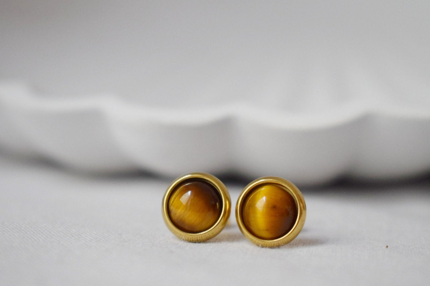 Small Tiger Eye Stud Earrings Gold, Gemstone 8mm Stud Earrings, Minimalist Tiger's Eye Earrings, Brown Stone, Gift Tigers Eye Chakra Jewelry