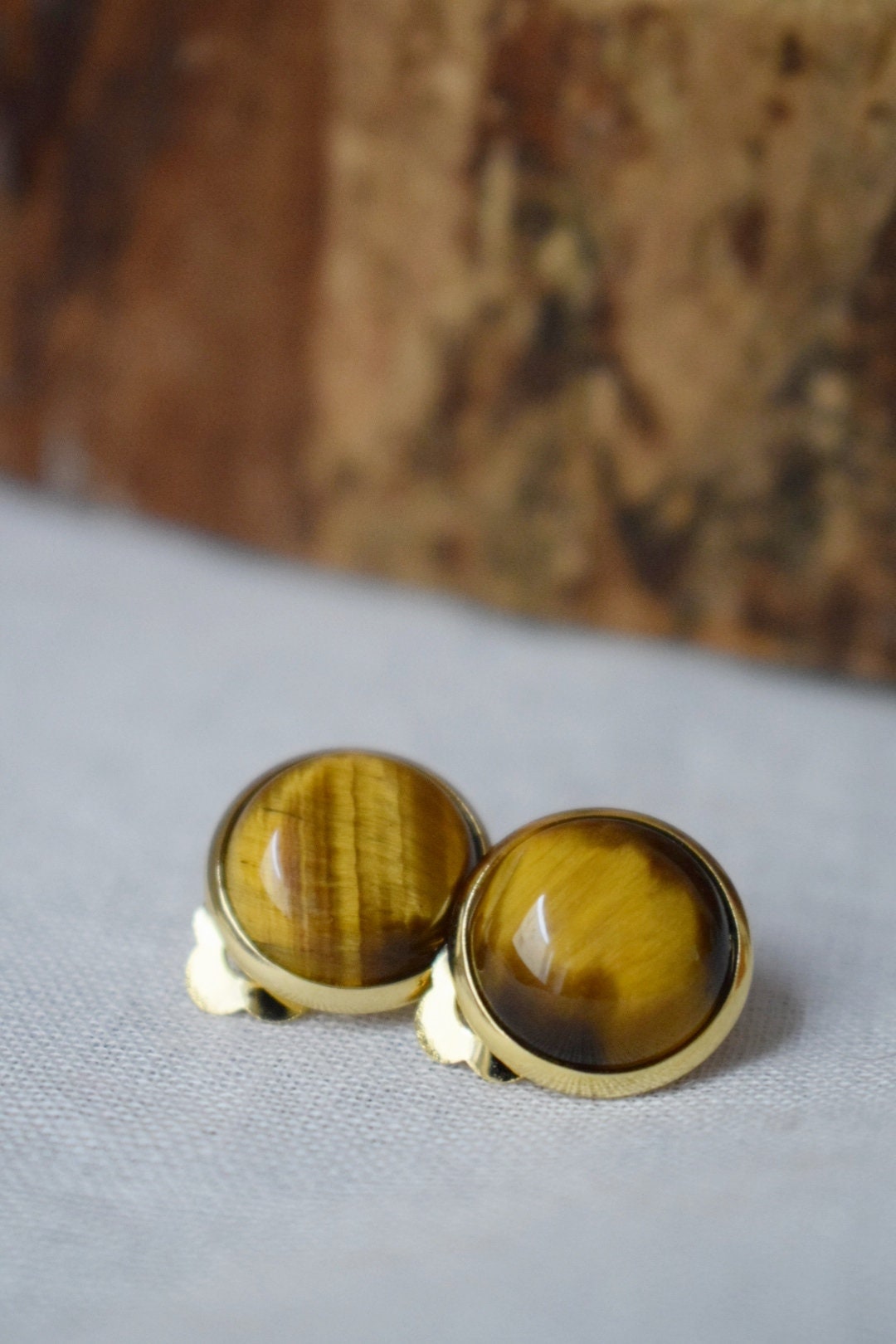 Tiger eye clip earrings, Small Gemstone gold clip on earrings, Brown, 8mm Natural stone ear clips, Non pierced earrings, Jewelry Gift