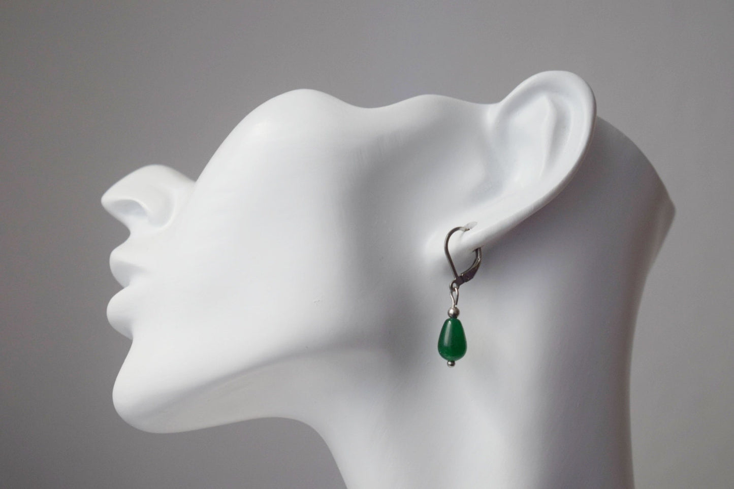 Green jade teardrop earrings silver, Small huggies with drop gemstone, Hoops green stone, Pearl hanging earrings, Lever back, Gift for her