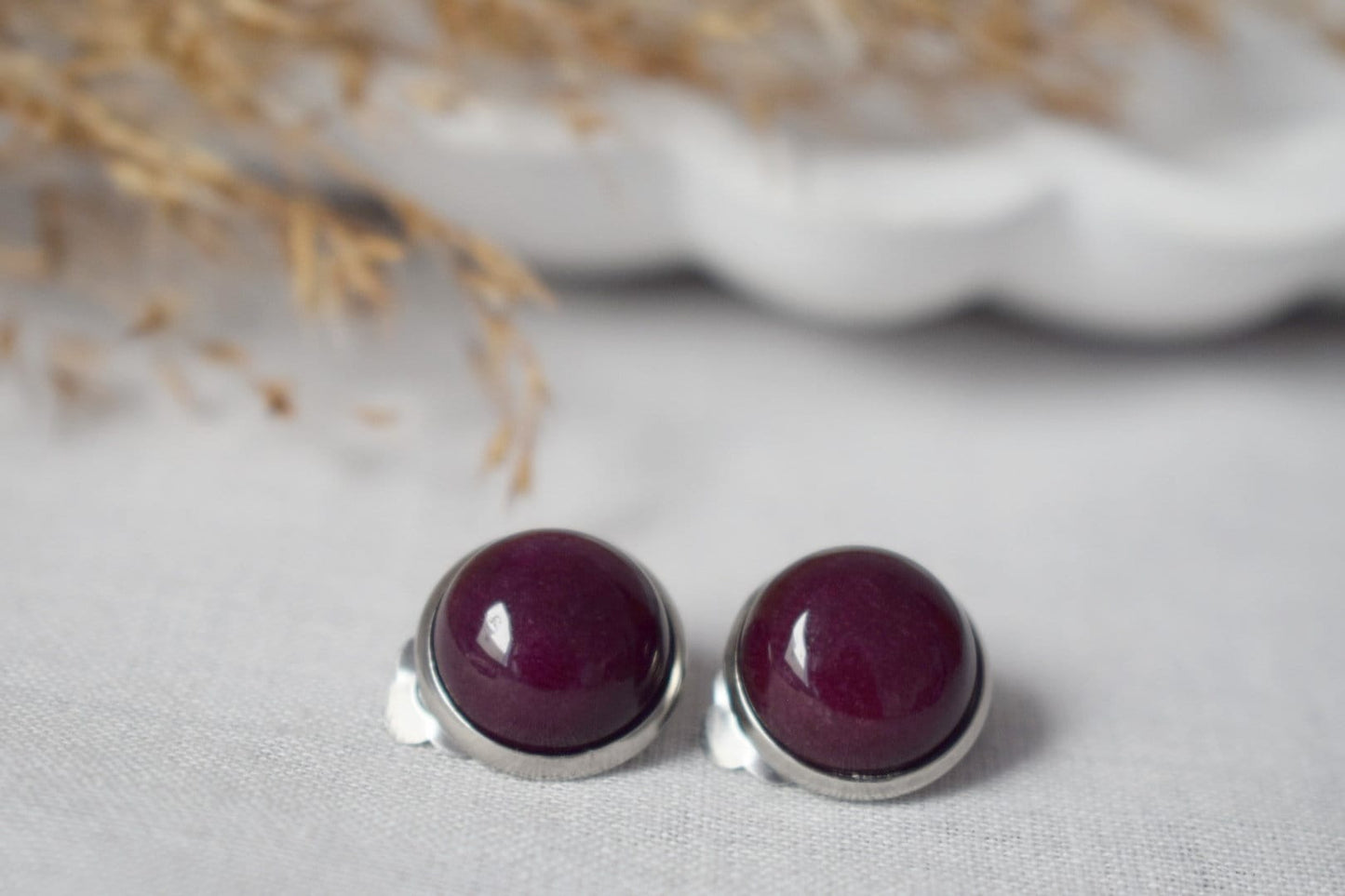 Red jade clip on earrings, Wine red gemstone earrings, Dark red, Women ear clips, No hole earrings, Non pierced earrings, Gift