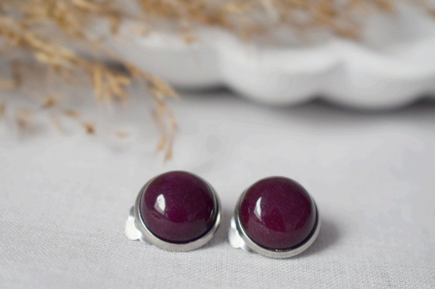 Red jade clip on earrings, Wine red gemstone earrings, Dark red, Women ear clips, No hole earrings, Non pierced earrings, Gift