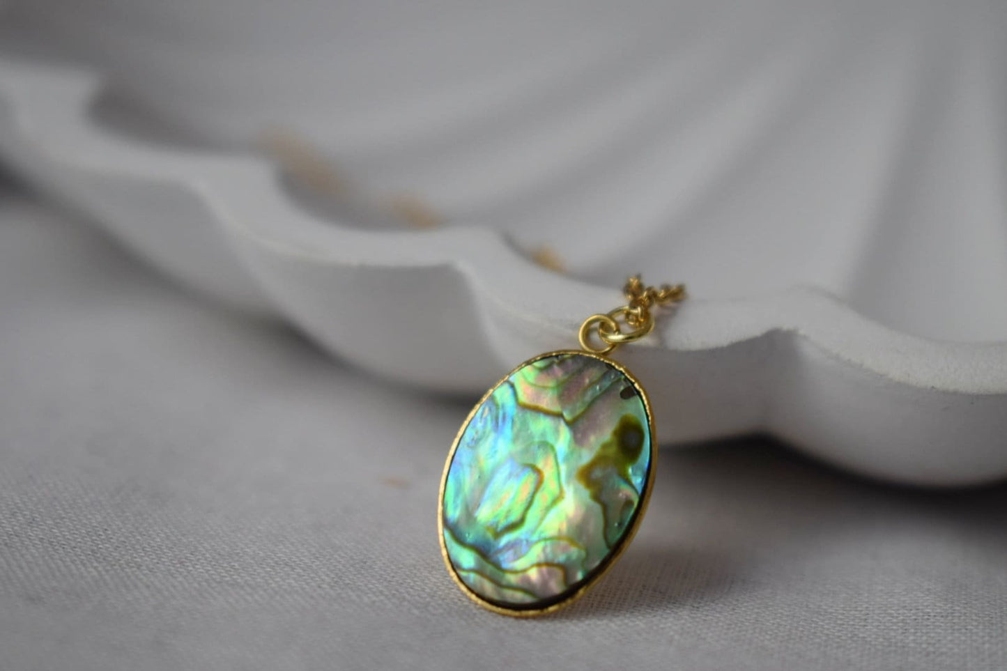 Natural abalone shell necklace, Paua shell, Abalone oval pendant necklace, Colorful abalone, Abalone gold jewelry for women