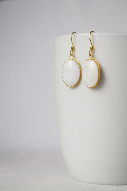 Freshwater shell gold earrings, Pearl gold earrings, Oval pendant dangle earrings, Bridesmaid, Wedding jewelry, Handmade gift for her