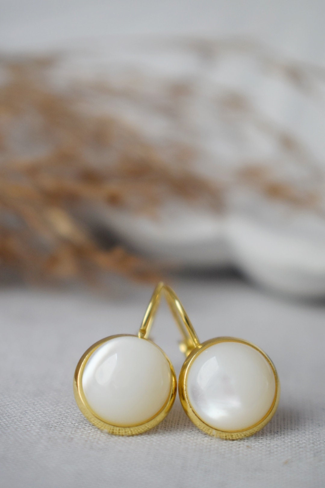 Mother of pearl earrings, Shell dangle earrings, Bridesmaid gift, Wedding jewelry