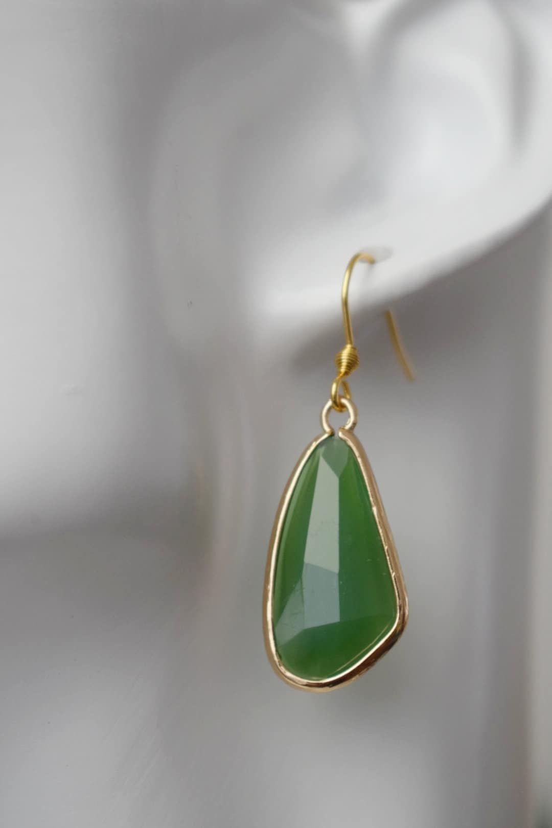 Glass dangle earrings, Large teardrop earrings, Faceted earrings, Aventurine green, Long teardrop boho hanging earrings, Glass gold jewelry