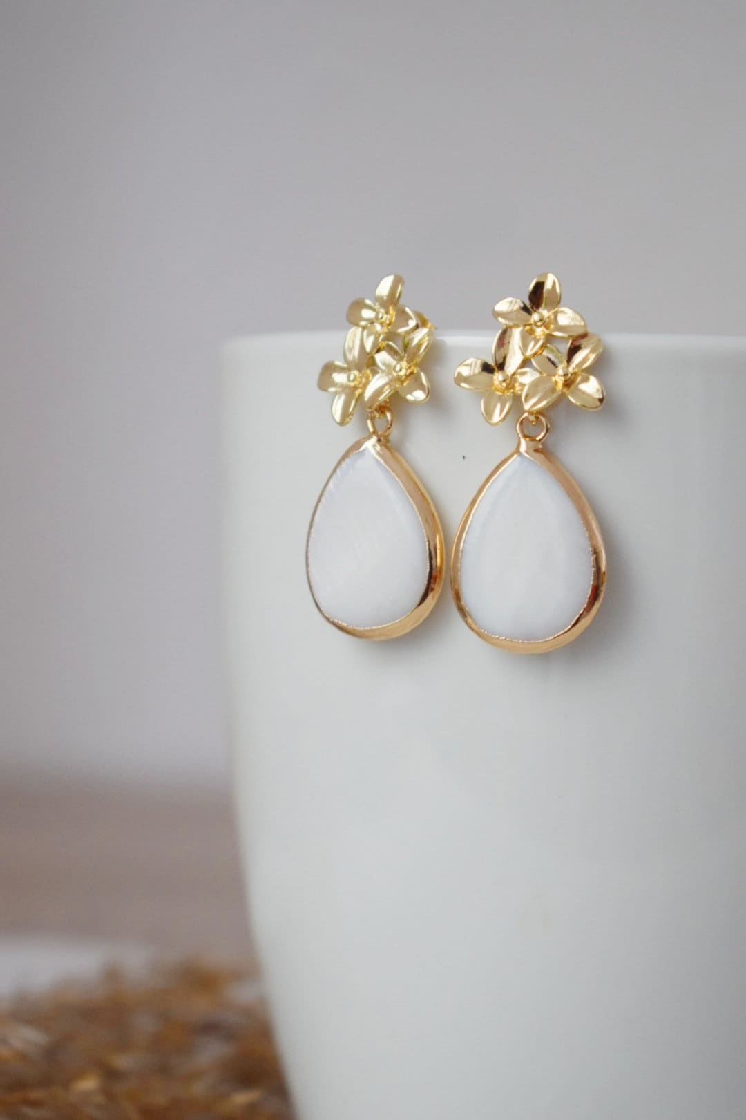 Teardrop freshwater pearl with 18K gold plated flower stud earrings, Pendant dangle drop shell earrings, Bridesmaid, Wedding pearl jewelry