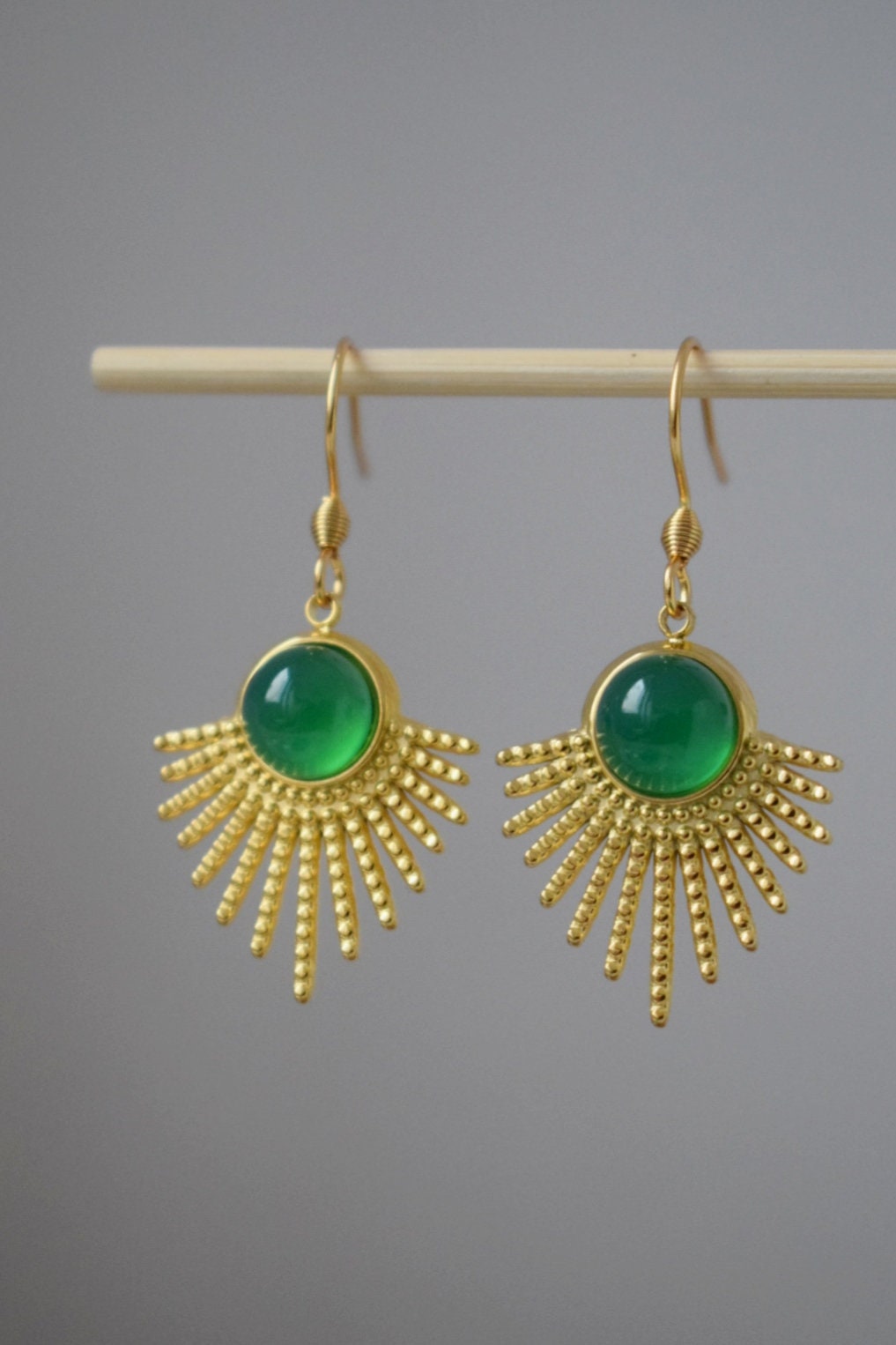 Green agate earrings, Sun rays dangling earrings, Sunburst, Green gemstone drop earrings, Celestial, Gold plated stainless steel jewelry