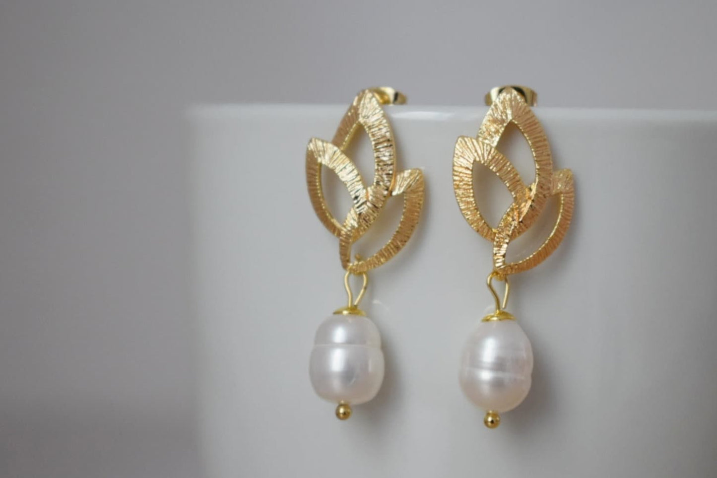 Leaf stud earrings with freshwater pearl, Art nouveau dangle earrings, Wedding Jewelry, Best gift for her