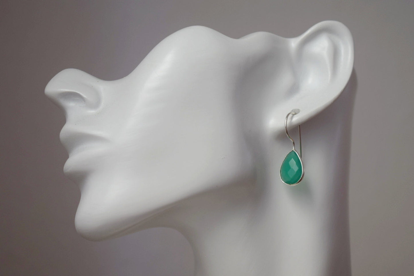 Teardrop green onyx earrings in 925 sterling silver, Gemstone faceted dangle drop earrings, Unique jewelry, Best mother's day gift