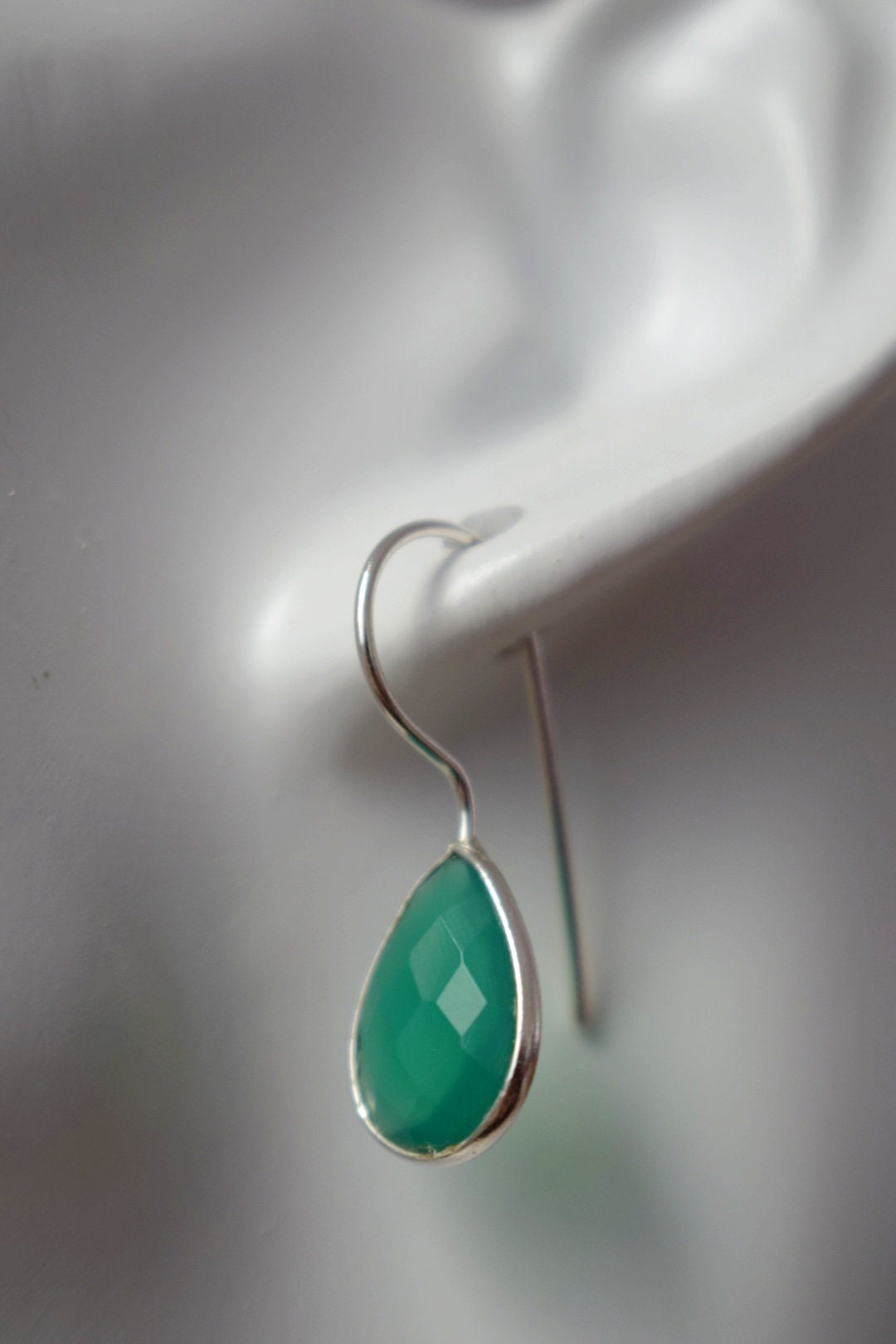 Teardrop green onyx earrings in 925 sterling silver, Gemstone faceted dangle drop earrings, Unique jewelry, Best mother's day gift