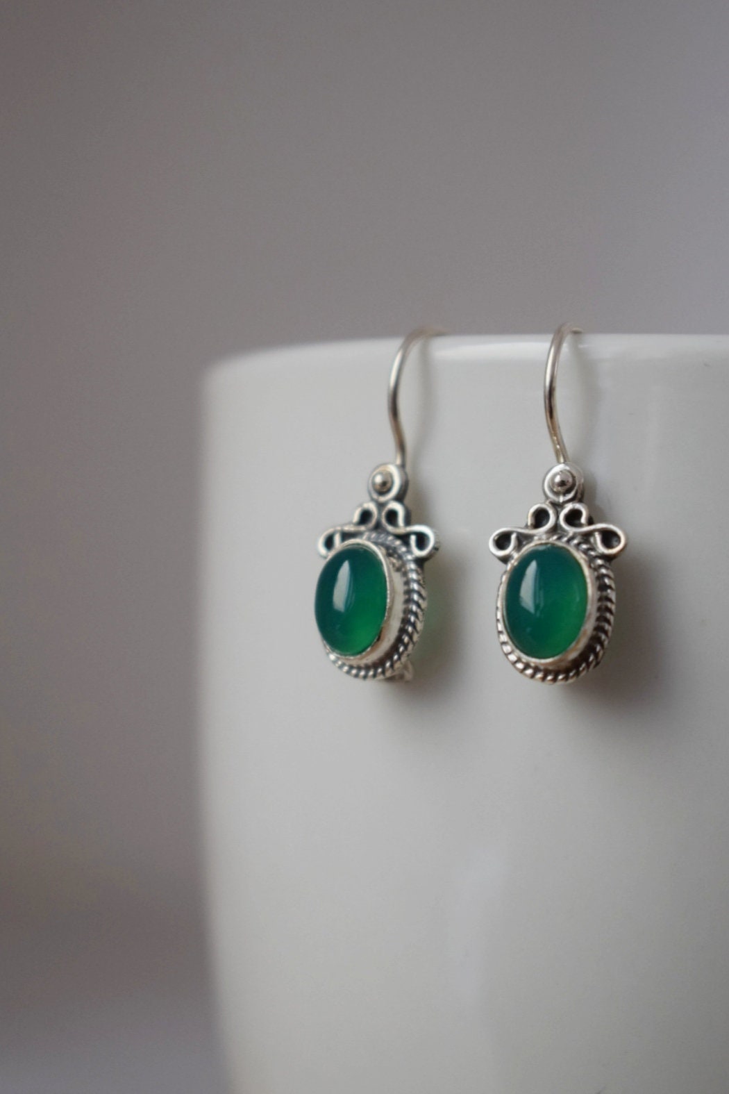 Green onyx earrings sterling silver, Boho gemstone earrings, Lightweight ornament earrings, Unique natural stone jewelry, Mother's day gift