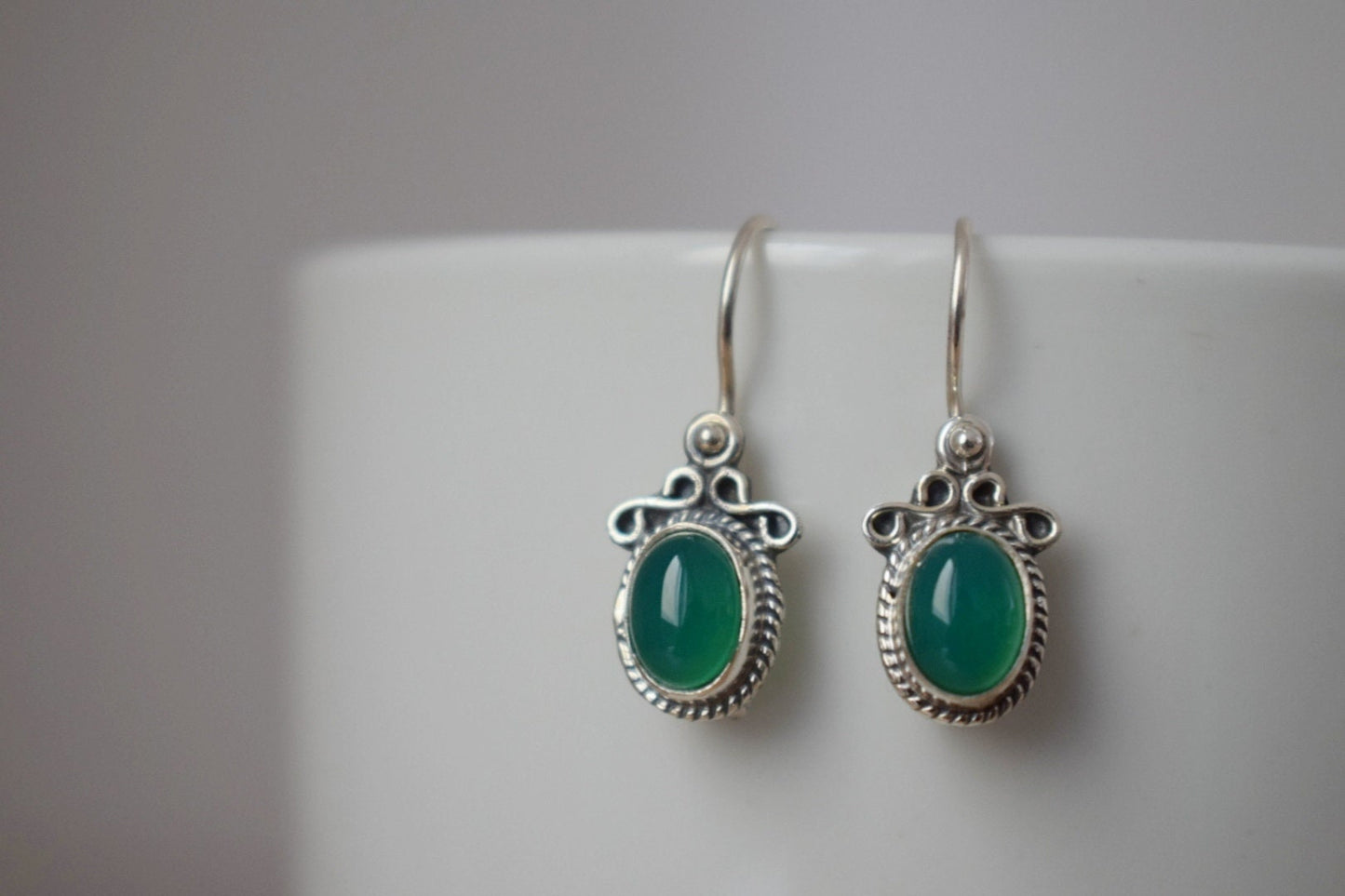 Green onyx earrings sterling silver, Boho gemstone earrings, Lightweight ornament earrings, Unique natural stone jewelry, Mother's day gift