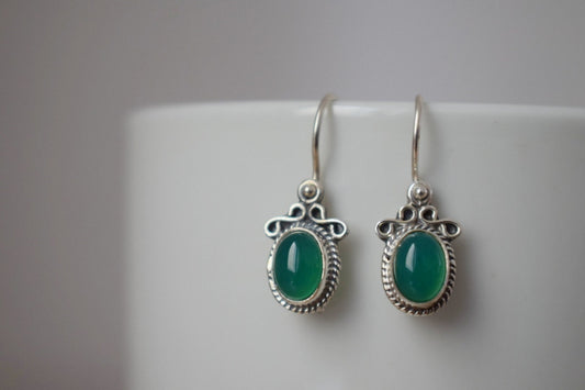 Green onyx earrings sterling silver, Boho gemstone earrings, Lightweight ornament earrings, Unique natural stone jewelry, Mother's day gift