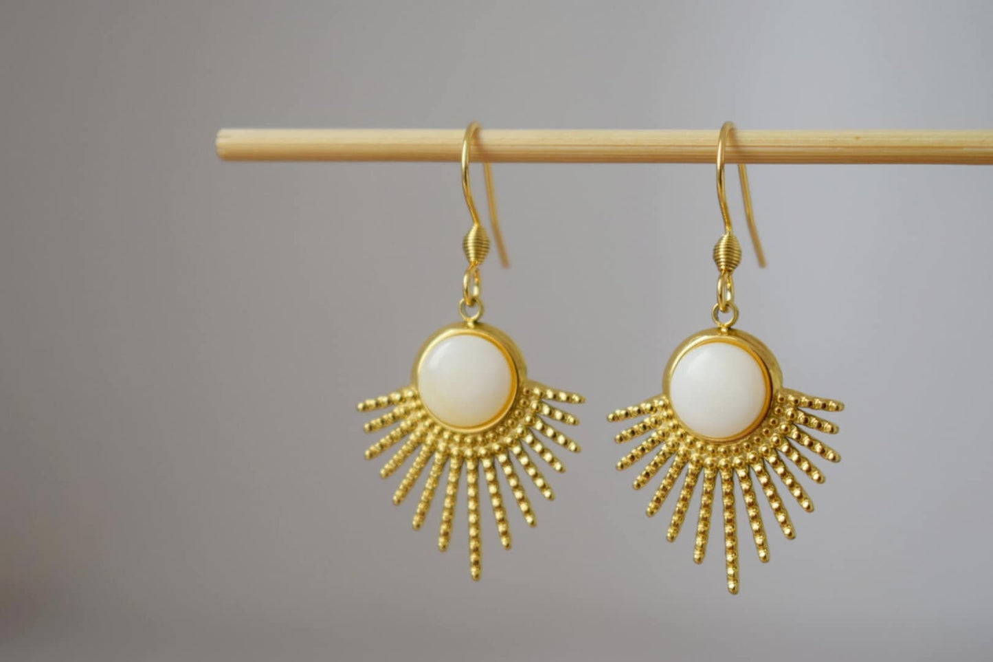 Mother of pearl earrings with 18k gold plated stainless steel sun rays pendant and earrings hooks, Sunburst, Celestial jewelry, Unique gift