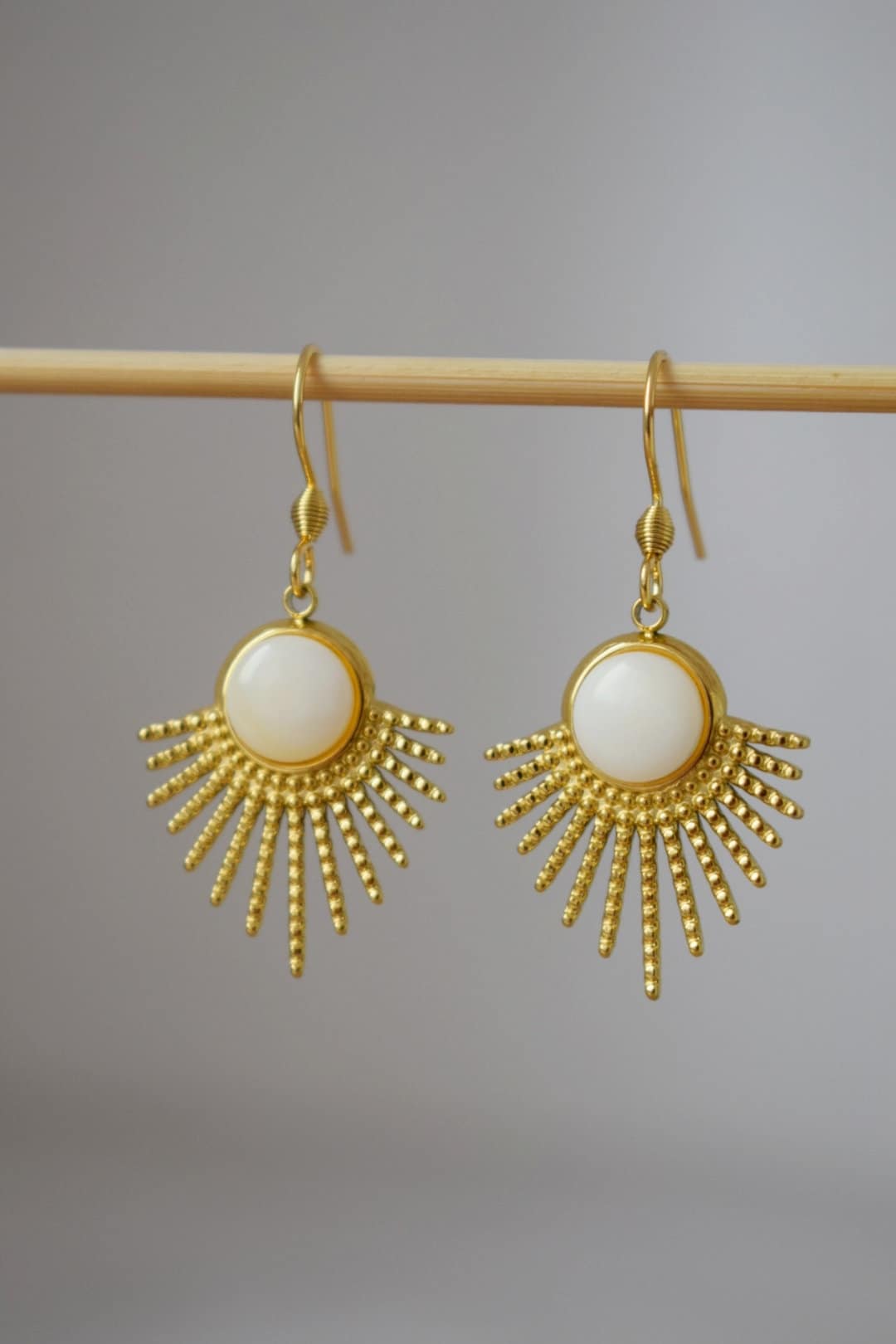 Mother of pearl earrings with 18k gold plated stainless steel sun rays pendant and earrings hooks, Sunburst, Celestial jewelry, Unique gift