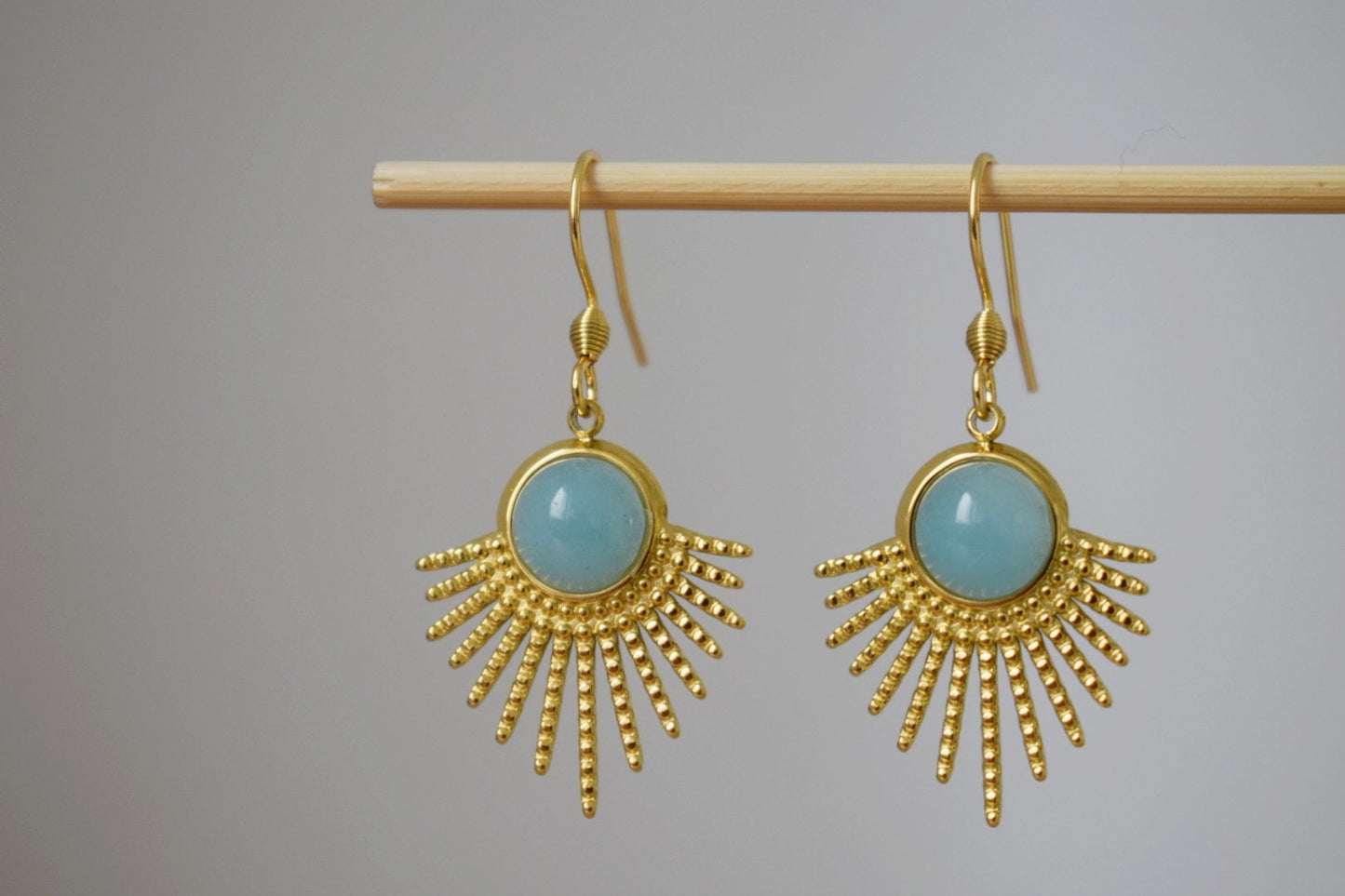 Aquamarine quartz earrings, Sun rays dangling earrings, Sunburst, Gemstone drop earrings, Celestial jewelry, 18k gold plated stainless steel