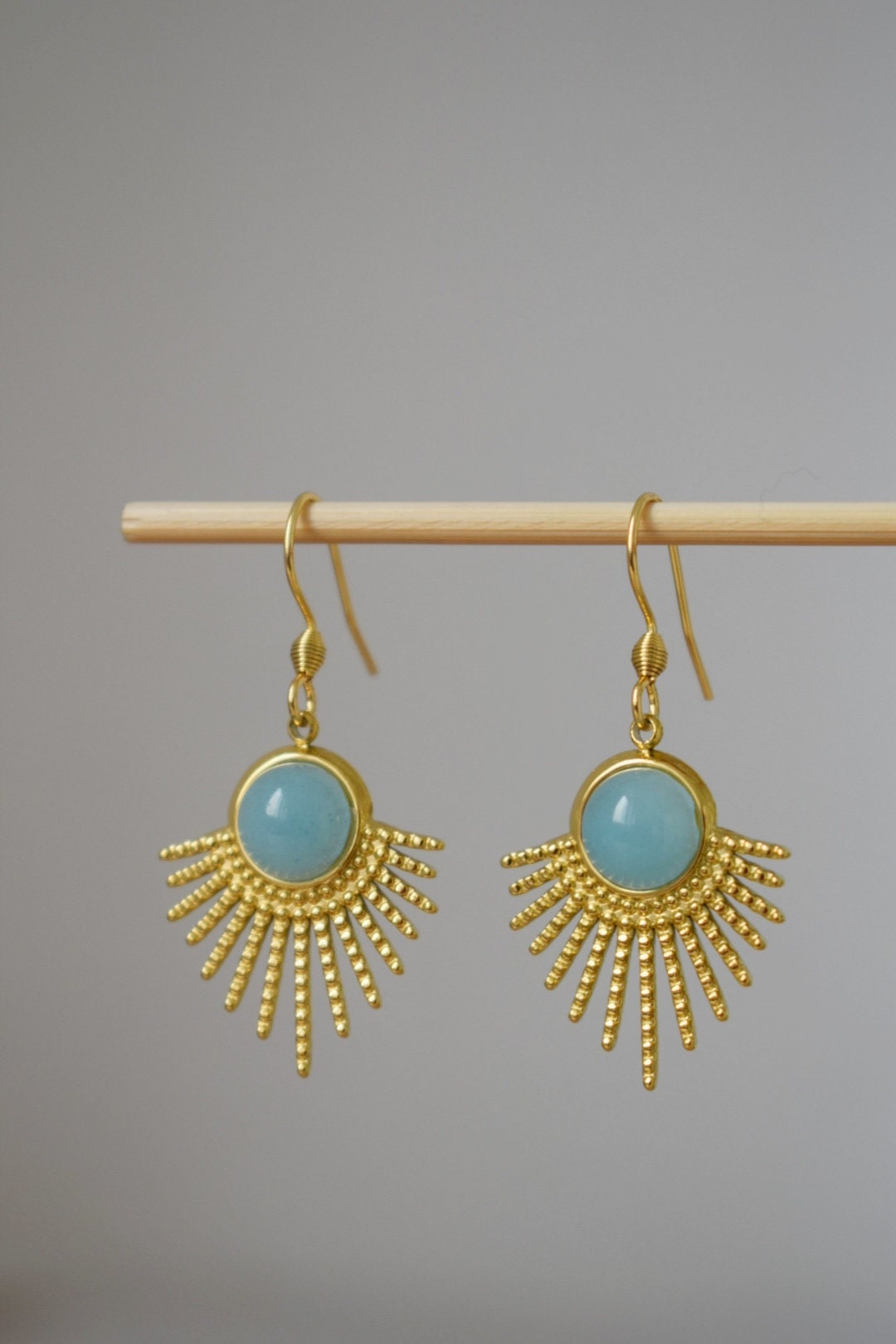 Aquamarine quartz earrings, Sun rays dangling earrings, Sunburst, Gemstone drop earrings, Celestial jewelry, 18k gold plated stainless steel