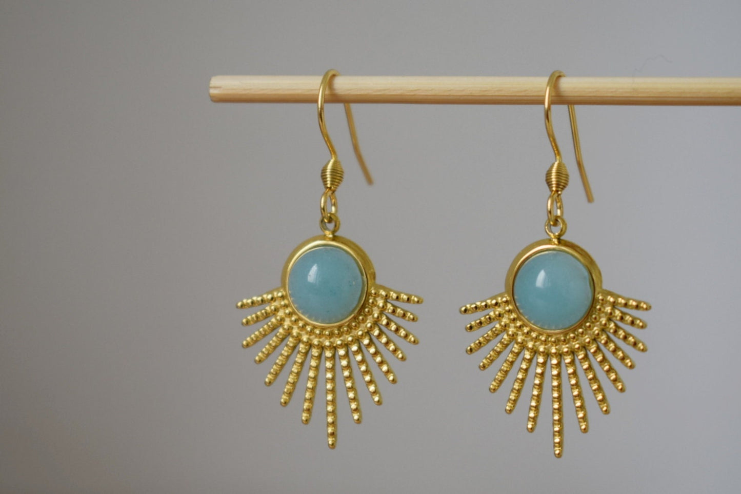 Aquamarine quartz earrings, Sun rays dangling earrings, Sunburst, Gemstone drop earrings, Celestial jewelry, 18k gold plated stainless steel