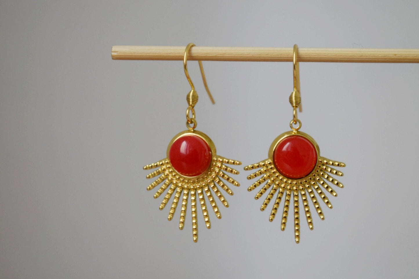 Red jade earrings, Sun rays dangling earrings, Sunburst, Gemstone drop earrings, Celestial, 18k gold plated stainless steel, Jewelry gift