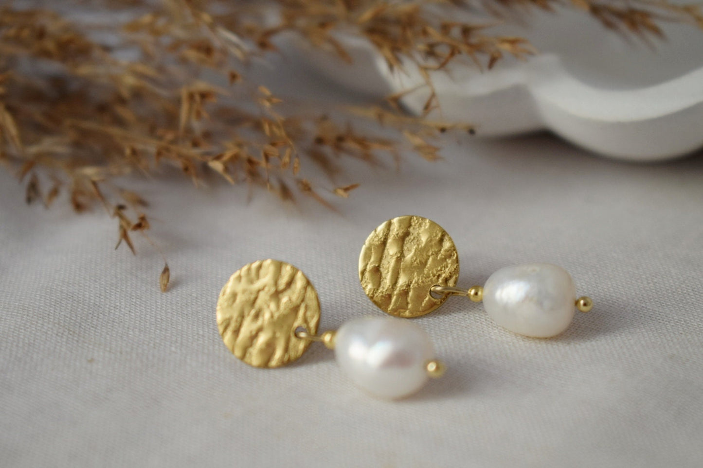 Freshwater pearl stud dangle earrings, Bridesmaid Gifts, Post Earrings, Unique pearl jewelry, Anniversary gift for women, Mother's day gift
