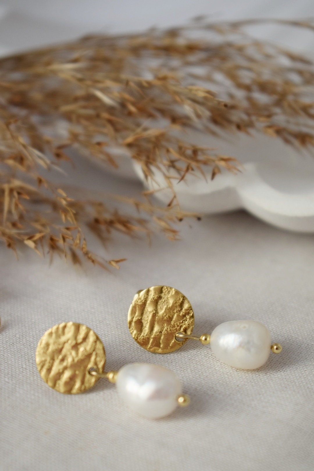 Freshwater pearl stud dangle earrings, Bridesmaid Gifts, Post Earrings, Unique pearl jewelry, Anniversary gift for women, Mother's day gift