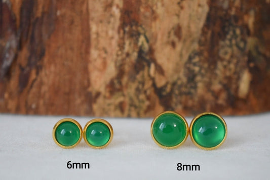 Green agate earrings, Stud earrings gemstone, Small round earrings, 8mm and 10mm earrings, Minimalist birthstone jewelry, Gift for her