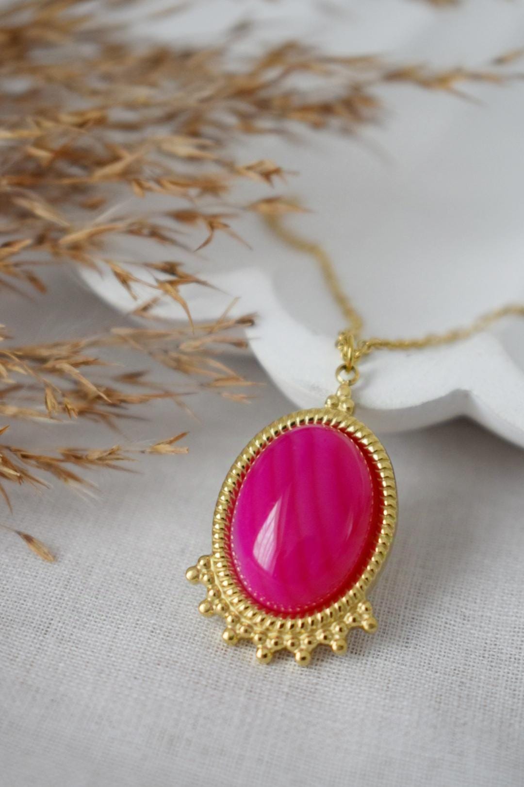 Pink Agate Necklace Gold, Oval Gemstone Victorian Necklace For Women, Unique Pendant, Stone Statement Necklace, Agate Jewelry, Gift For Her