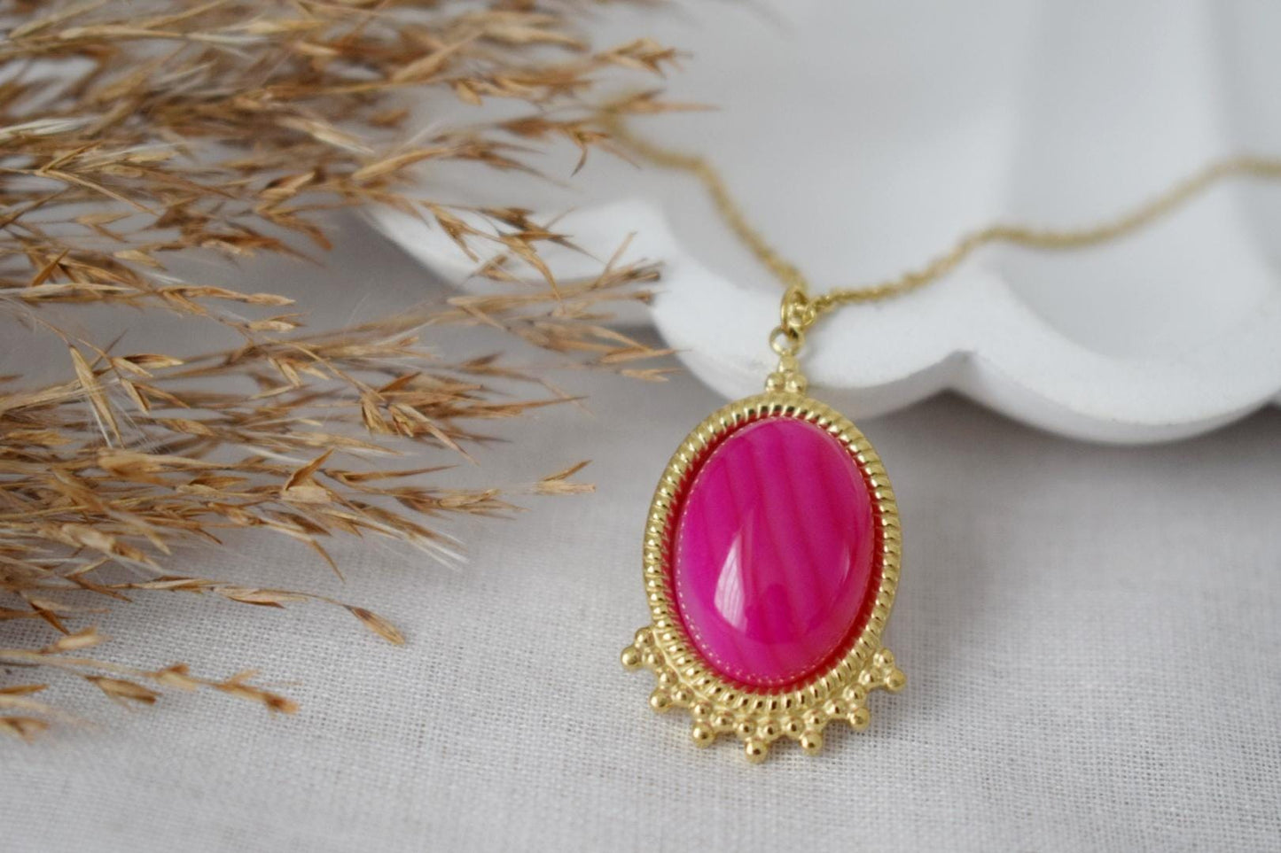 Pink Agate Necklace Gold, Oval Gemstone Victorian Necklace For Women, Unique Pendant, Stone Statement Necklace, Agate Jewelry, Gift For Her