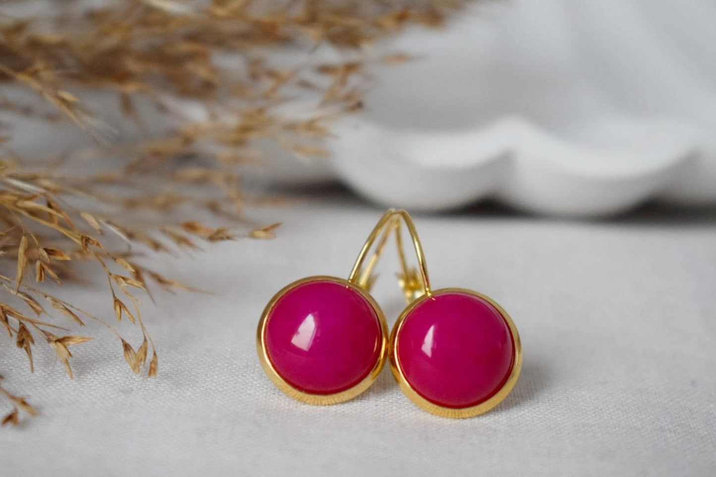 Pink Jade Earrings, Edelstein Round Earrings, Magenta Earrings, 12mm Lever Back Earrings, Stainless Steel, Jade Gold Jewelry, Gift For Her
