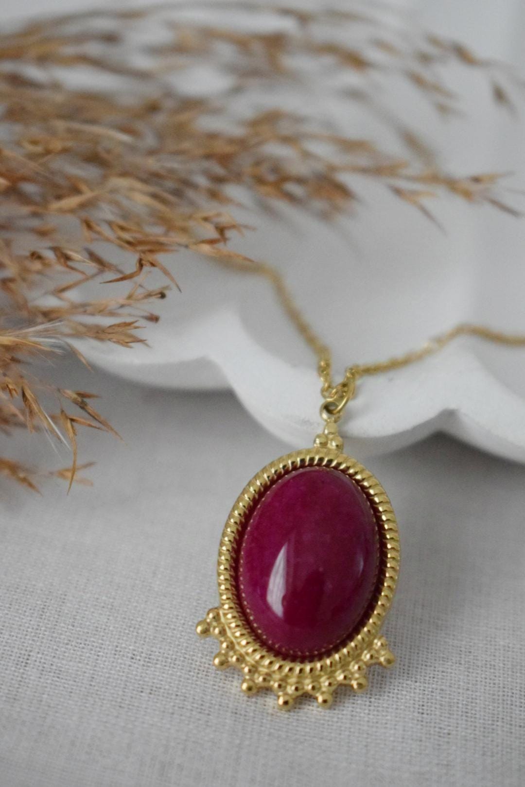 Magenta Red Jade Necklace Gold, Oval Gemstone Victorian Necklace For Women, Unique Pendant, Statement Necklace, Jewelry Gift For Her
