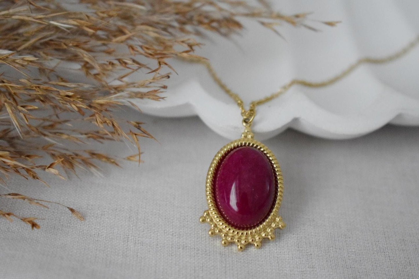Magenta Red Jade Necklace Gold, Oval Gemstone Victorian Necklace For Women, Unique Pendant, Statement Necklace, Jewelry Gift For Her