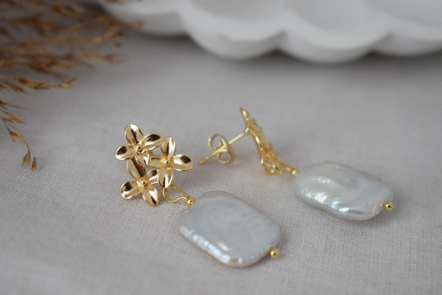 Baroque Keshi Pearl Earrings, Freshwater Pearl Jewelry, 18K Gold Plated Flower Studs, Vintage Style Bridal Jewelry, Perfect Bridesmaid Gift