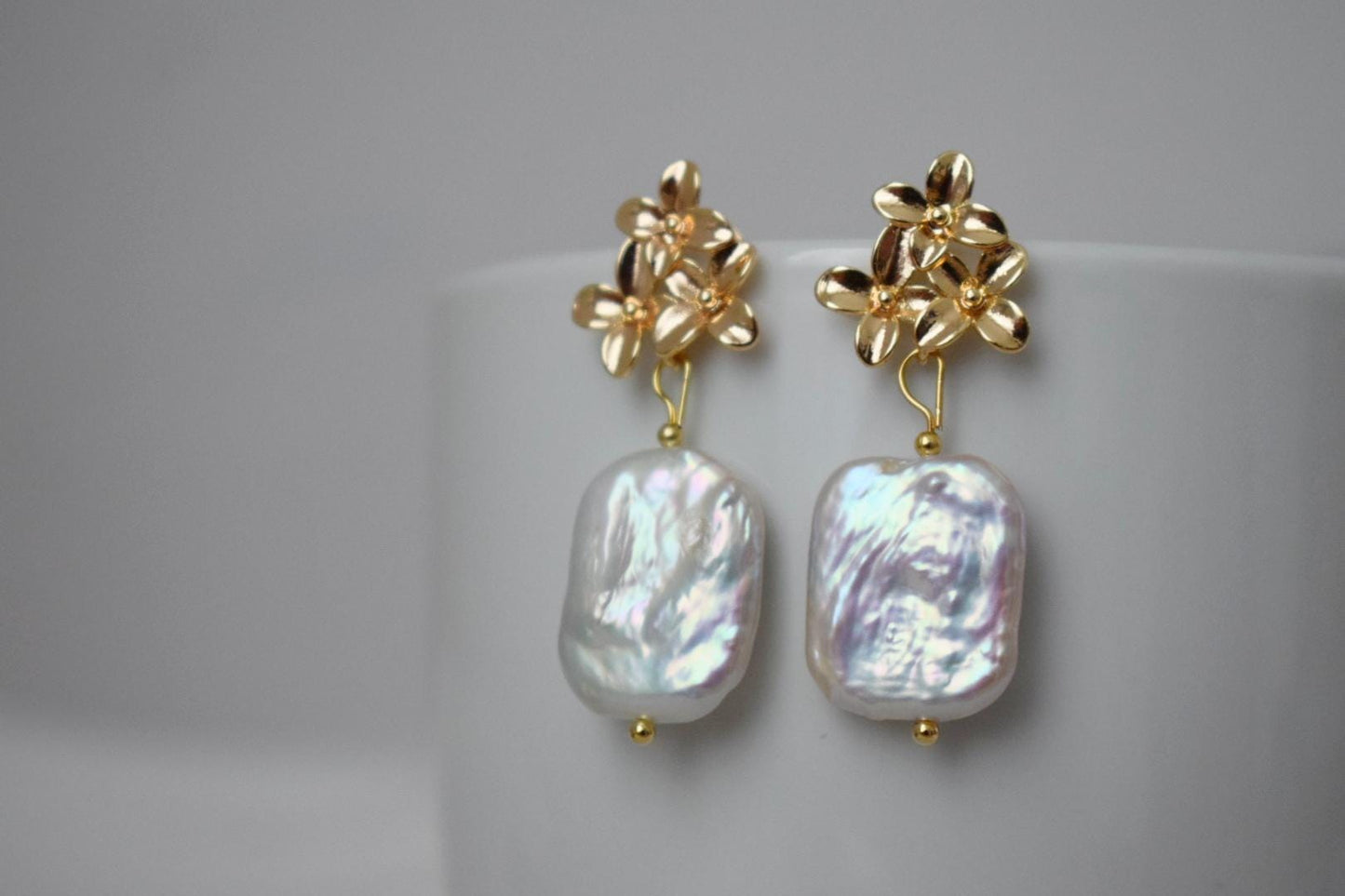 Baroque Keshi Pearl Earrings, Freshwater Pearl Jewelry, 18K Gold Plated Flower Studs, Vintage Style Bridal Jewelry, Perfect Bridesmaid Gift