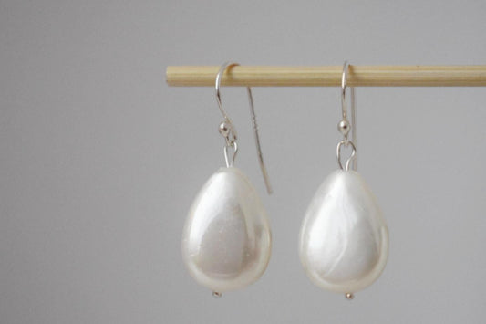 Natural Freshwater Shell earrings, Teardrop Sterling Silver Earrings, Simple Pearl Drop Wedding Earrings, Bridesmaid Gifts