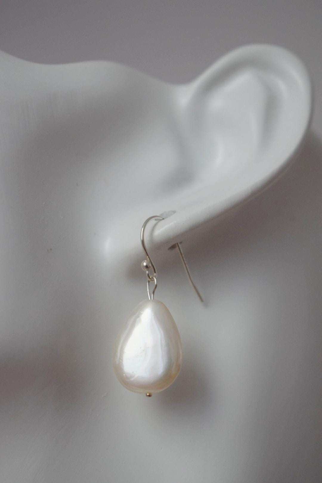 Natural Freshwater Shell earrings, Teardrop Sterling Silver Earrings, Simple Pearl Drop Wedding Earrings, Bridesmaid Gifts